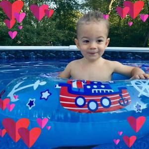 Meet your Posher, Vicky